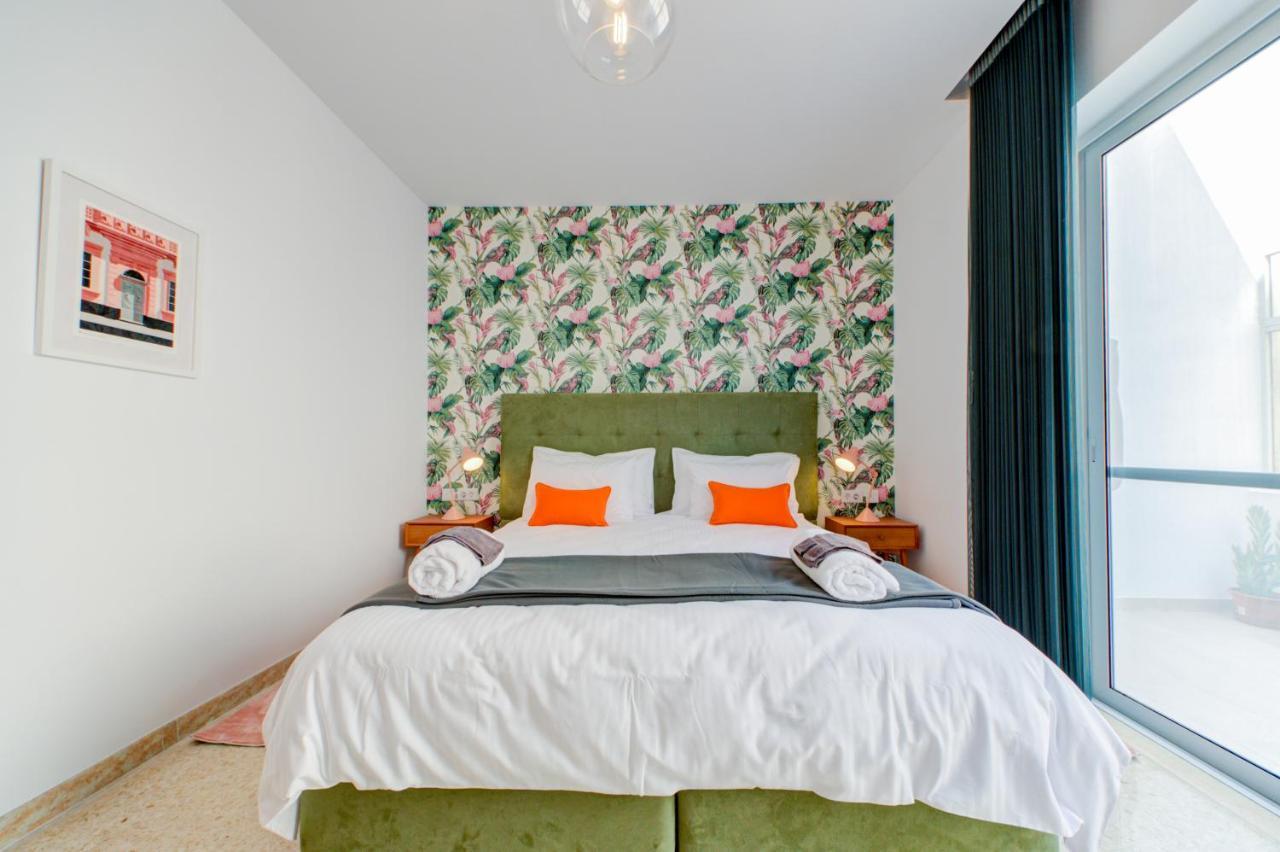 Colorful & Spacious Home With Yard - Close To Xemxija Bay St. Paul's Bay Exterior foto